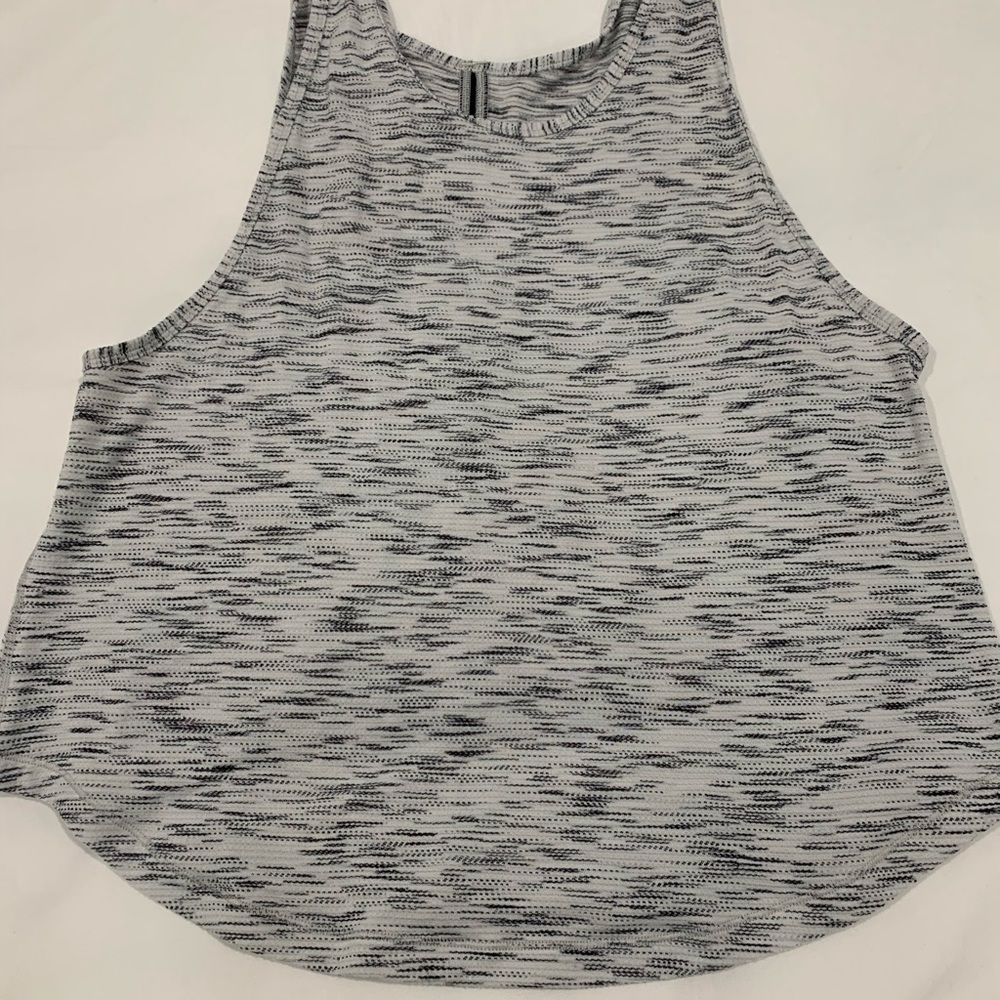 Heathered gray lululemon tank
